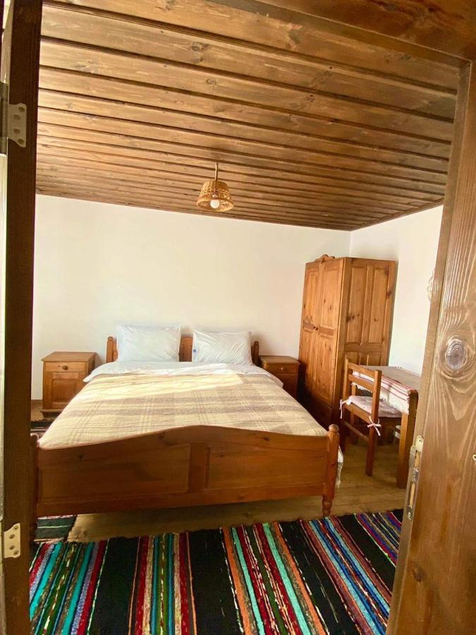 Къща За Гости Близнаците Leshten Extérieur photo