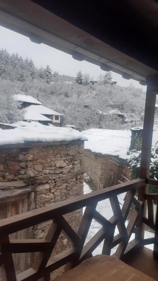 Къща За Гости Близнаците Leshten Extérieur photo